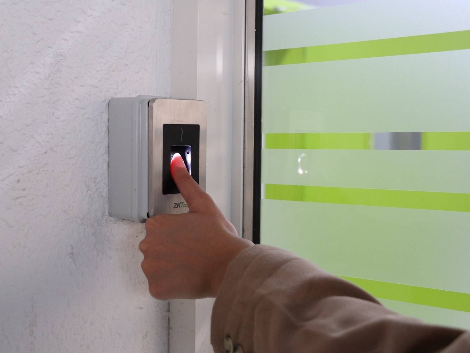 High-Security Self Storage Units in Dubai: What to Look For